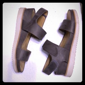 Natural Soul Sandals